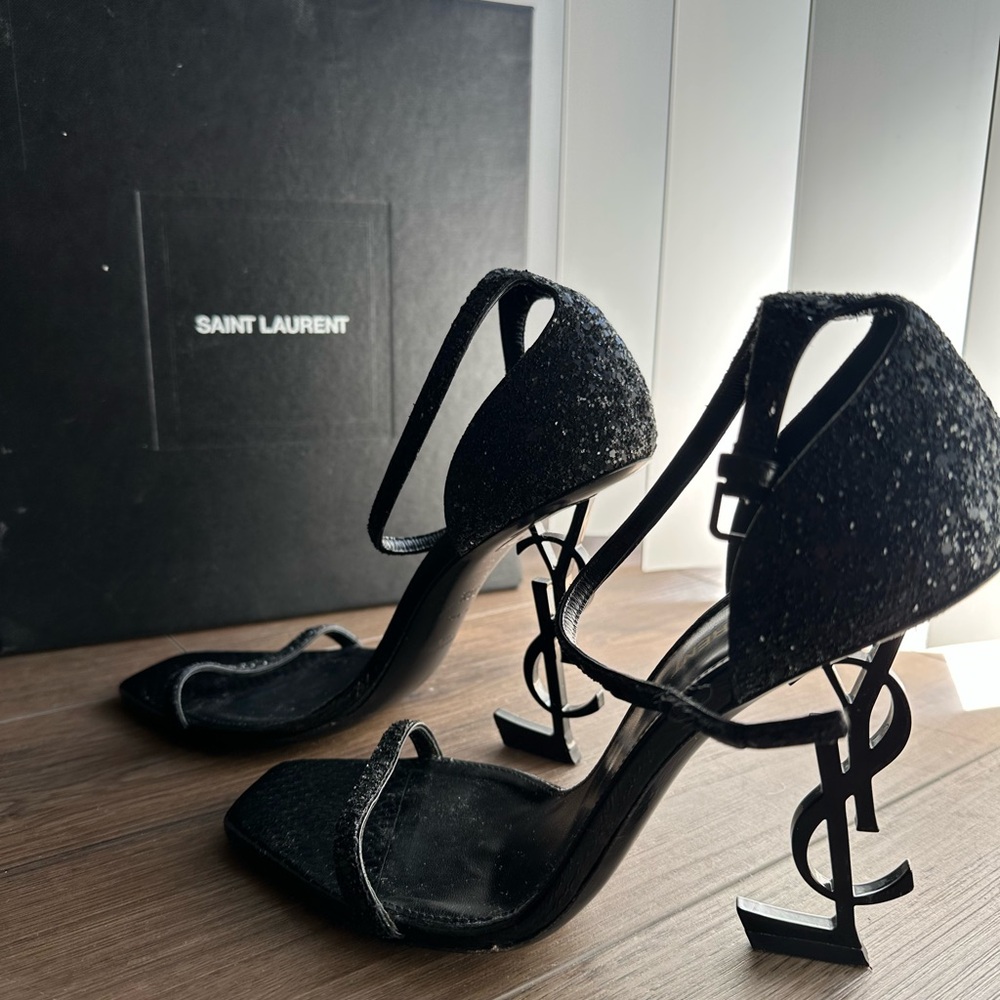 38 1/2 YSL heel. Sparkly black! Pre-owned - Picture 9 of 10
